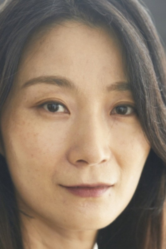 조현진 as Song Ho-kyung's Mother in Mother and Mom