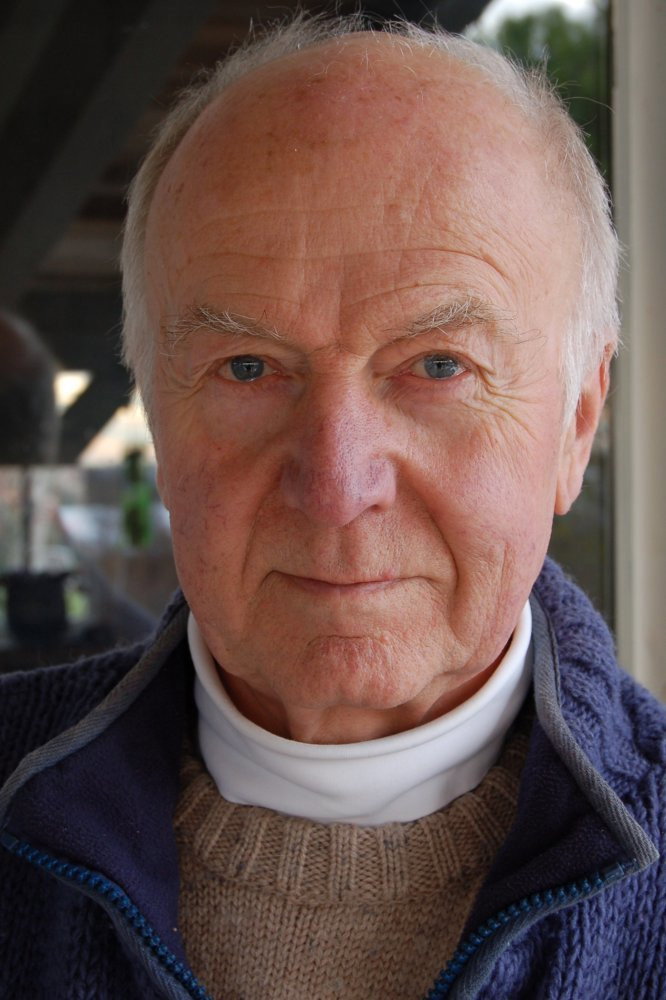 Donald Douglas as Dr. Peters in Second Sight