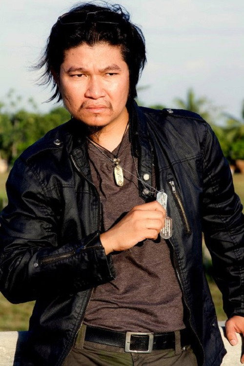 James Lomahan as Moises in Tahong