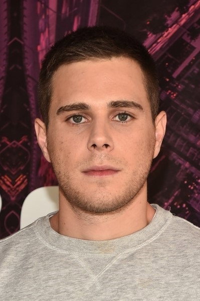 Jared Abrahamson as Ryan in Relay