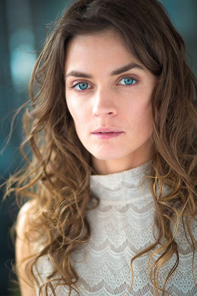 Kate Braithwaite as Jill in Don't Move