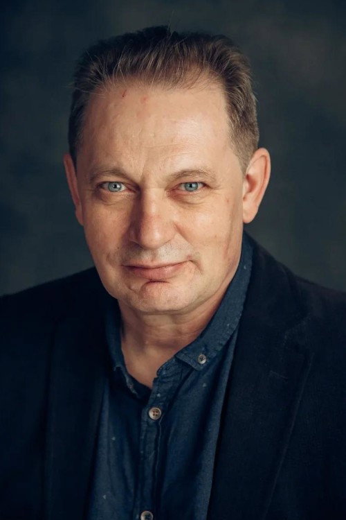 Владимир Майзингер as first policeman in Man from Podolsk