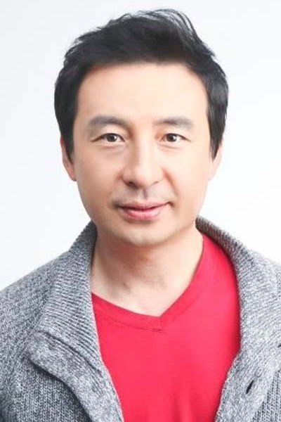 Jang Myung-kap as Sang-man in A Stray Goat