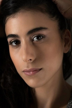 Neta Bar Refael as Vered in Alice