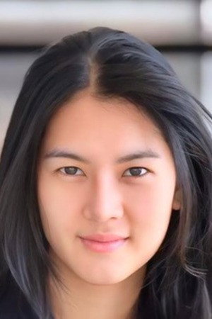 ธัญญรัตน์ บุตริน as Ploy in Eye Contact