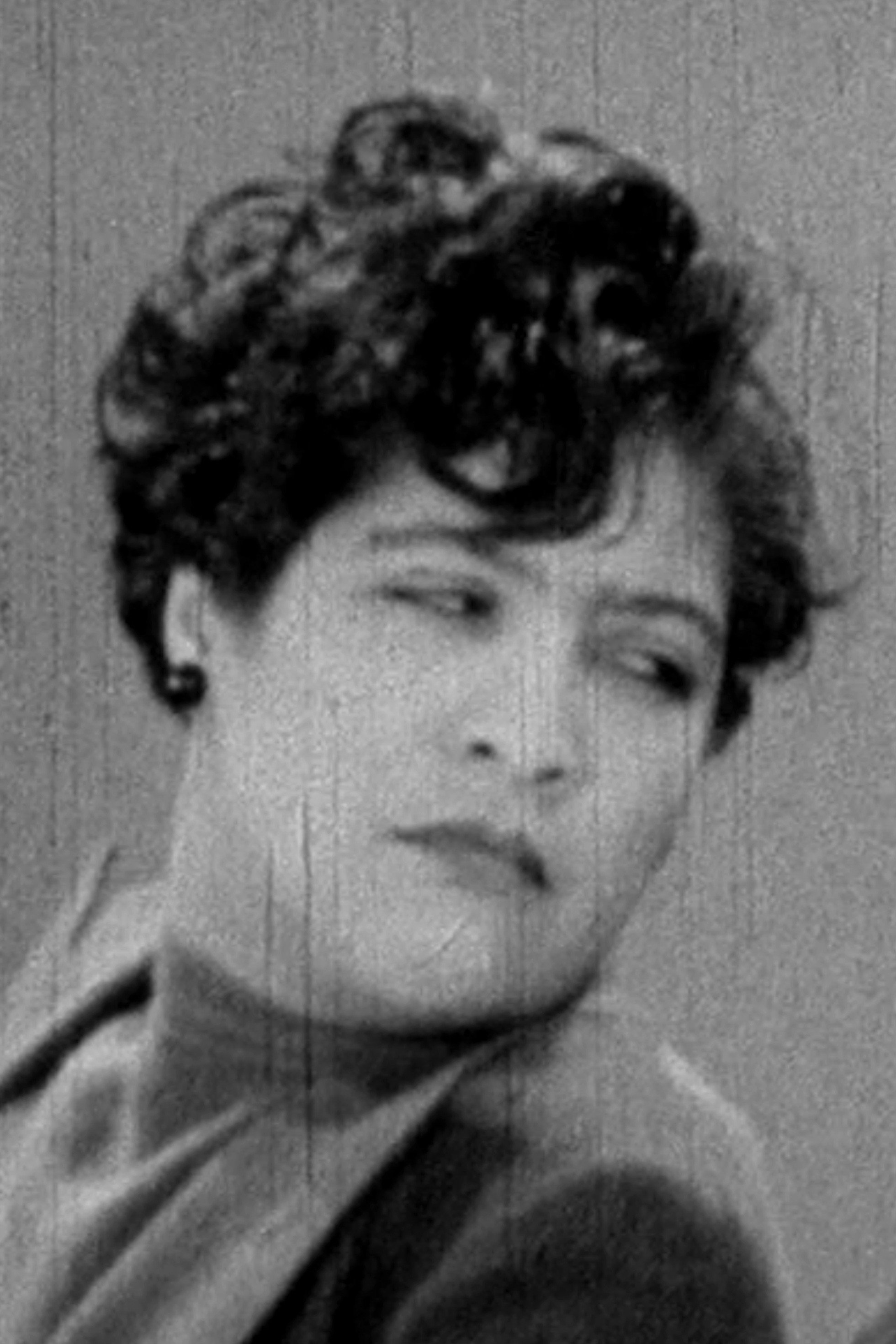 Hazel Diaz as Eloise Jackson / Cora Smith in Swing!