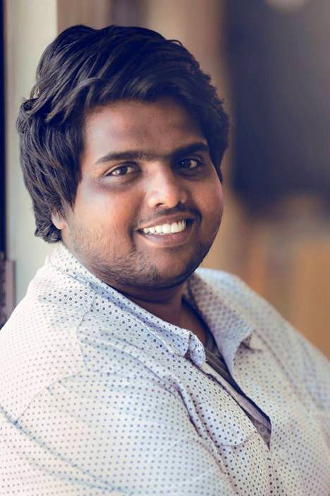 Kishore Rajkumar as Bala in Ini Oru Kadhal Seivom