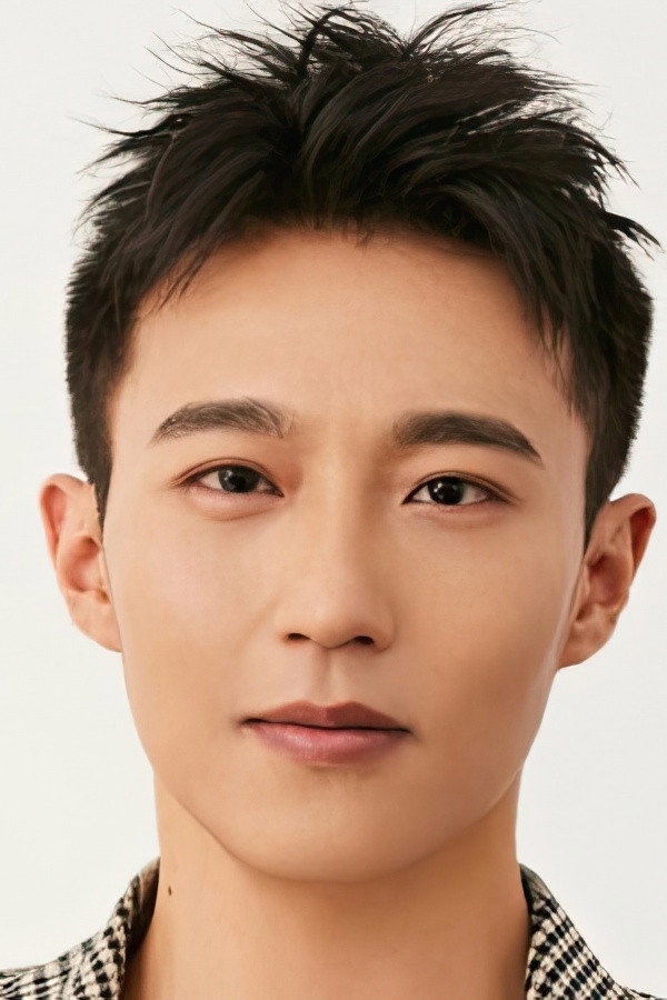 王森 as Mu Yang in Count Your Lucky Stars
