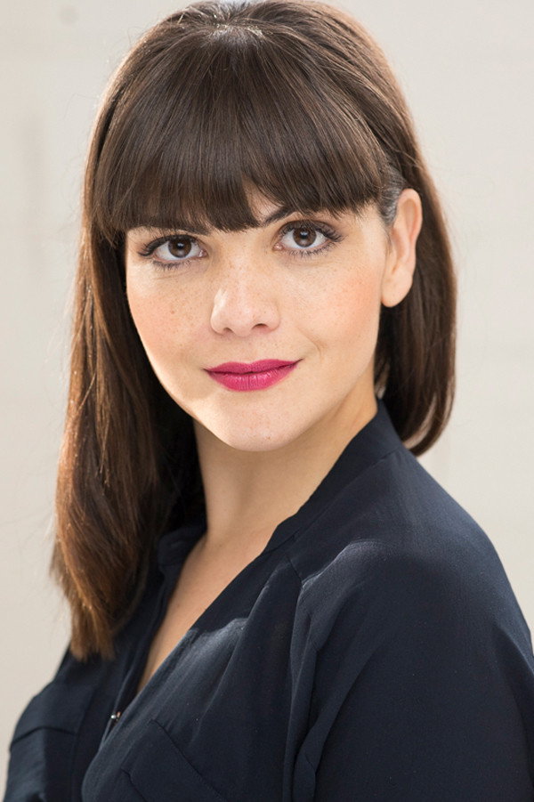 Agnès Llobet as Beatriz Ulloa in The Cook of Castamar