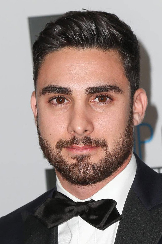 Tommy Savas as Dashiell Greer in State of Affairs