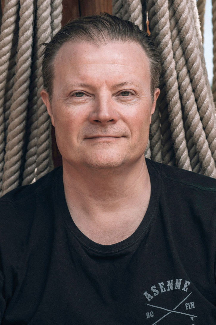 Kari Hietalahti as Hammer in Matti: Hell Is for Heroes