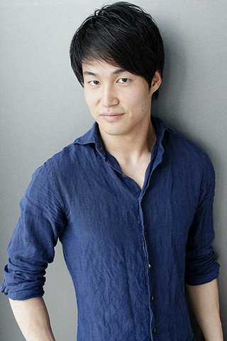 田谷野亮 as Ryu (Donut Shop Worker) in Kamen Rider Wizard in Magica!? Land
