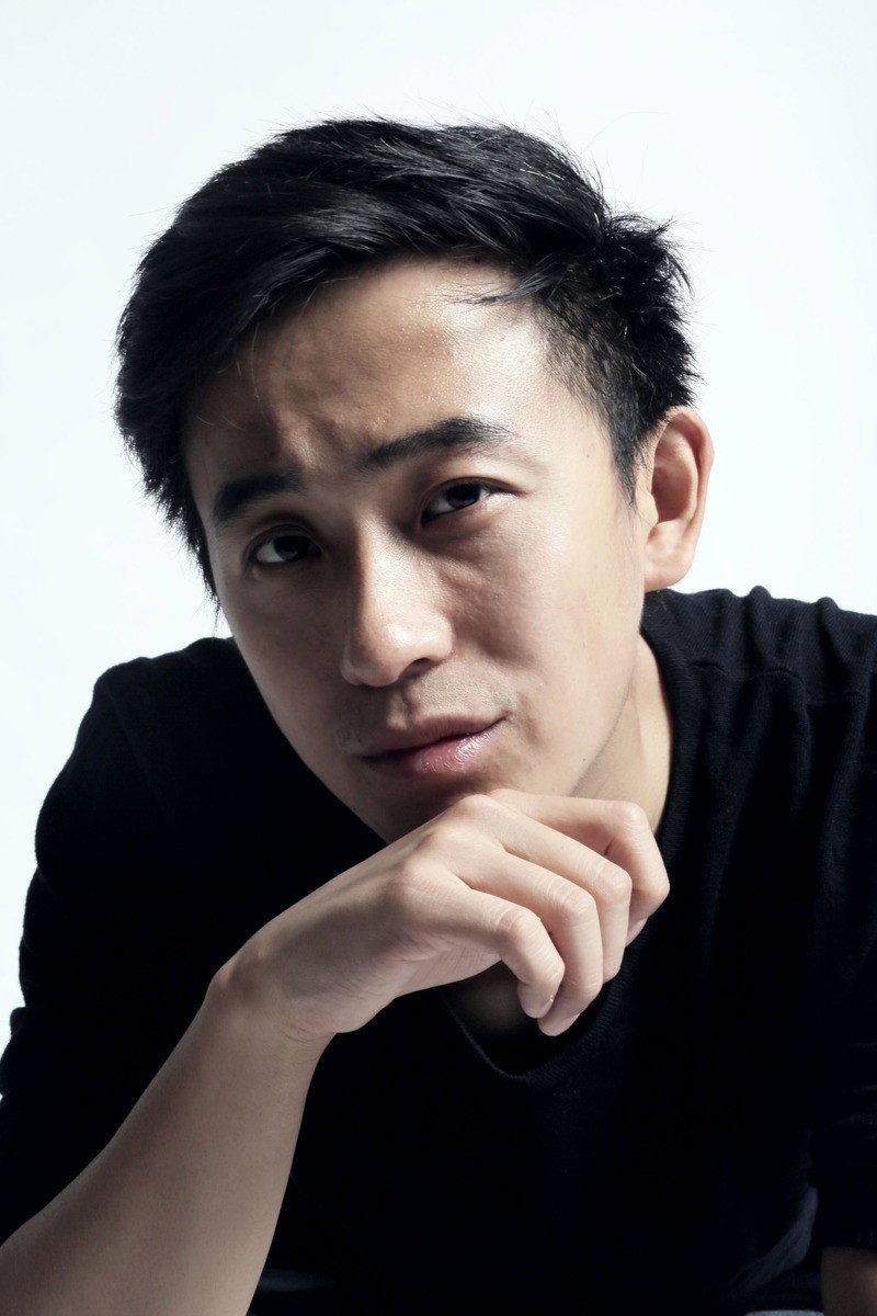 William Tim as Yang Yiliu in Sunshine Police