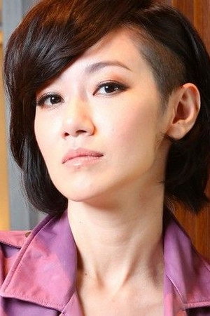 Jade Chou as Pei-chia in 我在這邊唱