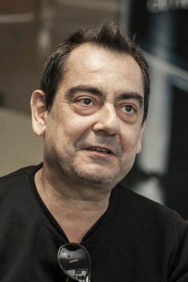 Javier Molina as Javi in ¡Sufre, mamón!