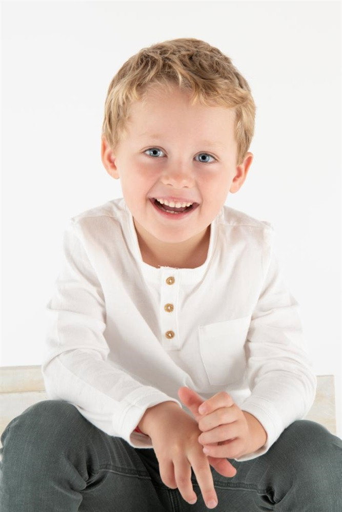 Corentin Guillot as Léo Ticoule in Marsupilami
