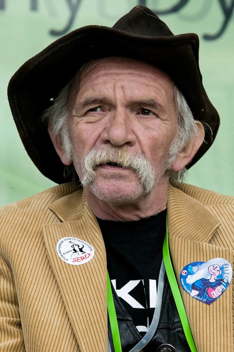 Bohdan Smoleń as Mr. Stasio in My Mother's Lovers