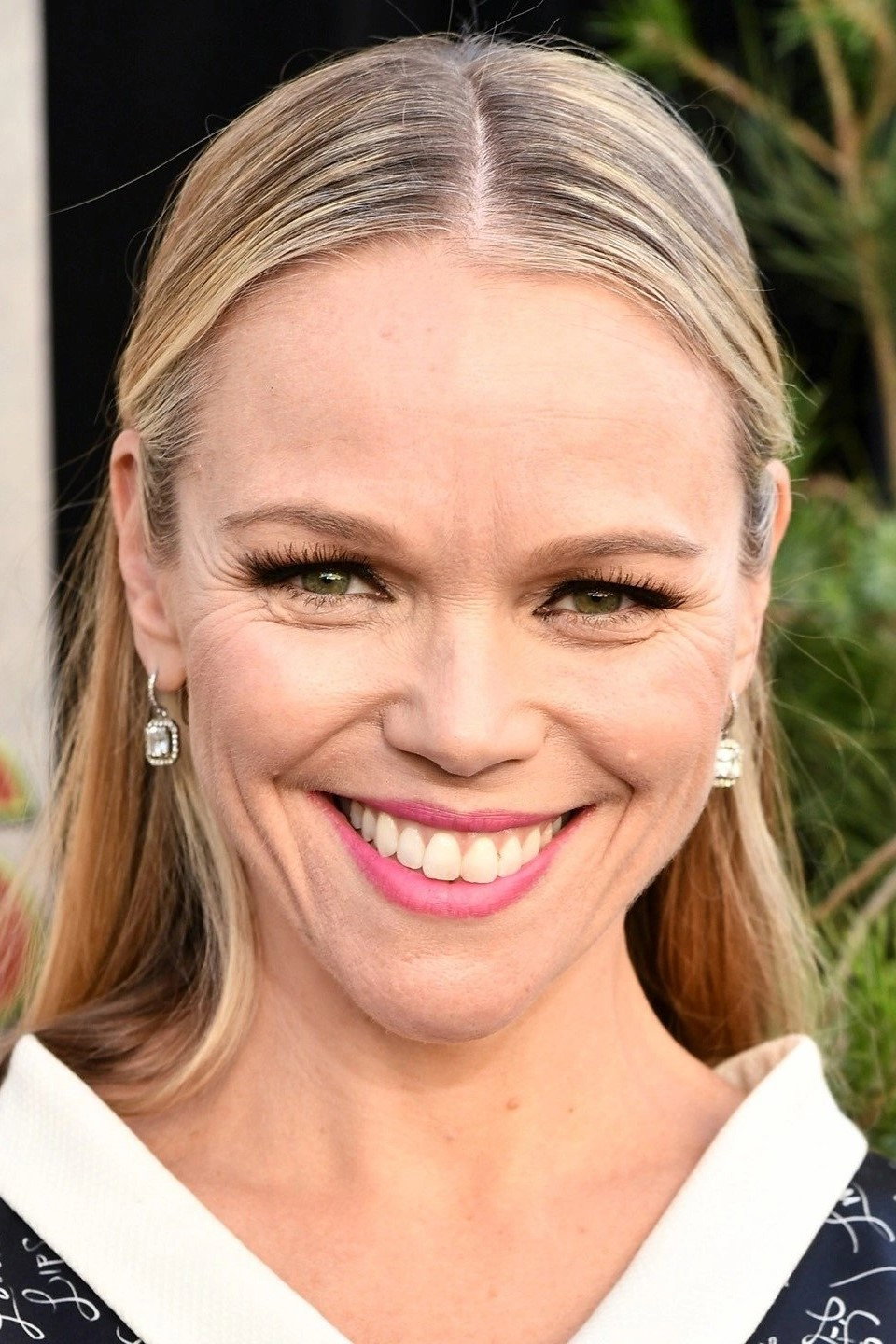 Lauren Bowles as Lisa in Gone Missing