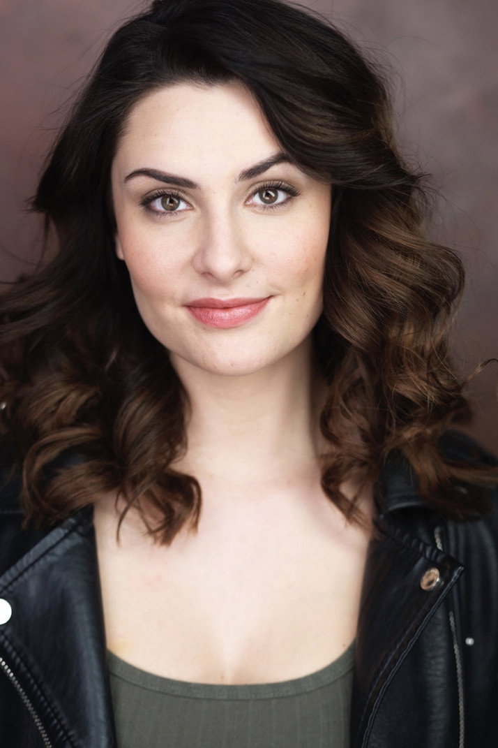 Samantha Dawson as Daria in A Royal Christmas Engagement