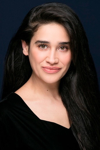 Meltem Miraloğlu as Nuran in Miraç