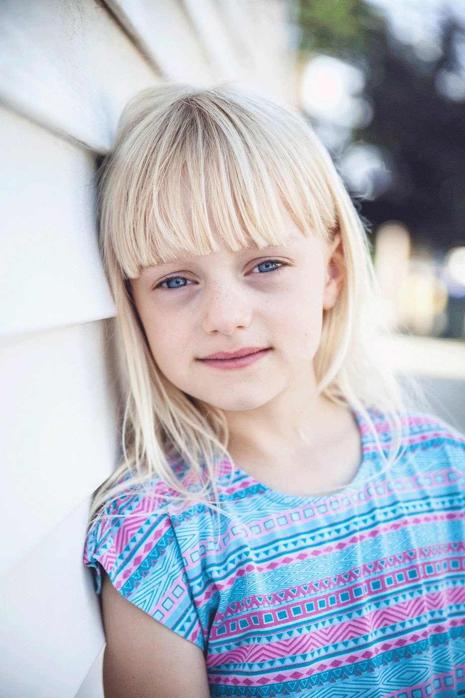 Maisie Sly as Lu in Listen