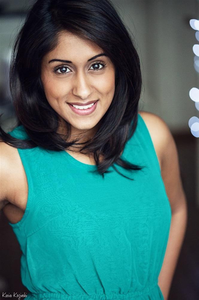 Praveena Vivekanathan as La concierge in Taj Mahal