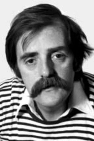 Jon Finlayson as Col. Archibald Spencer in Zoo Family