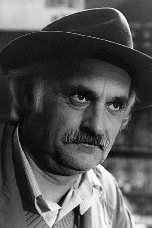 Fabijan Šovagović as Boris Bojanovski in Hi-Fi