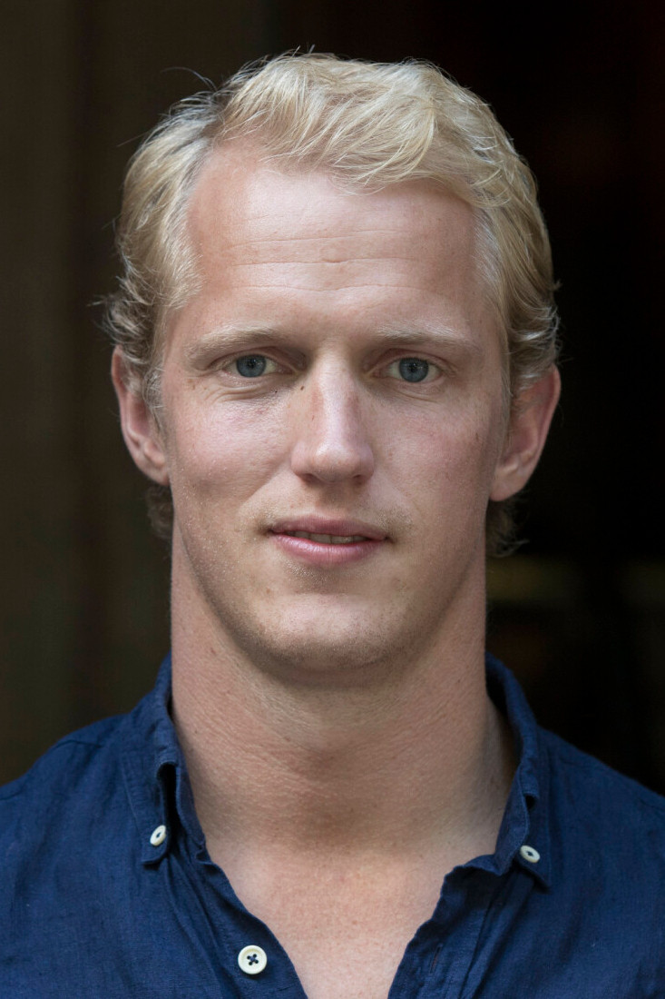 Erik Follestad as Erik Follestad in Folles Verden