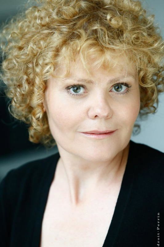 Marie-Charlotte Leclaire as Gladys (voice) in Loopdidoo