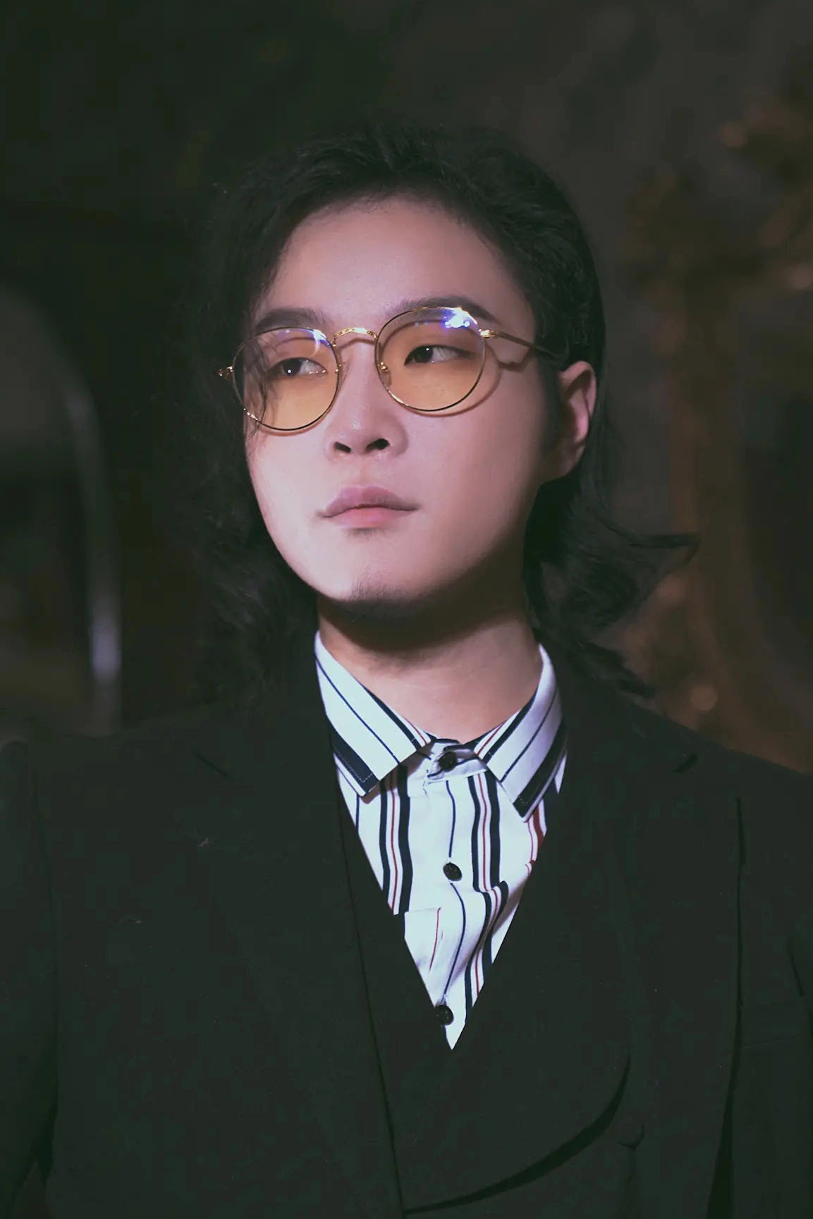 Kaiyin Sun as 青木 in The Other Side of Deep Space