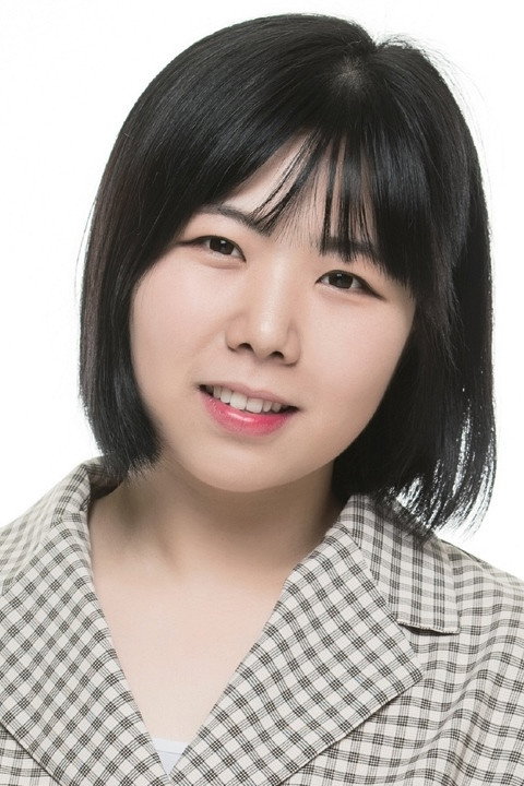 김가희 as Yoo Sang-sun in Mask Girl