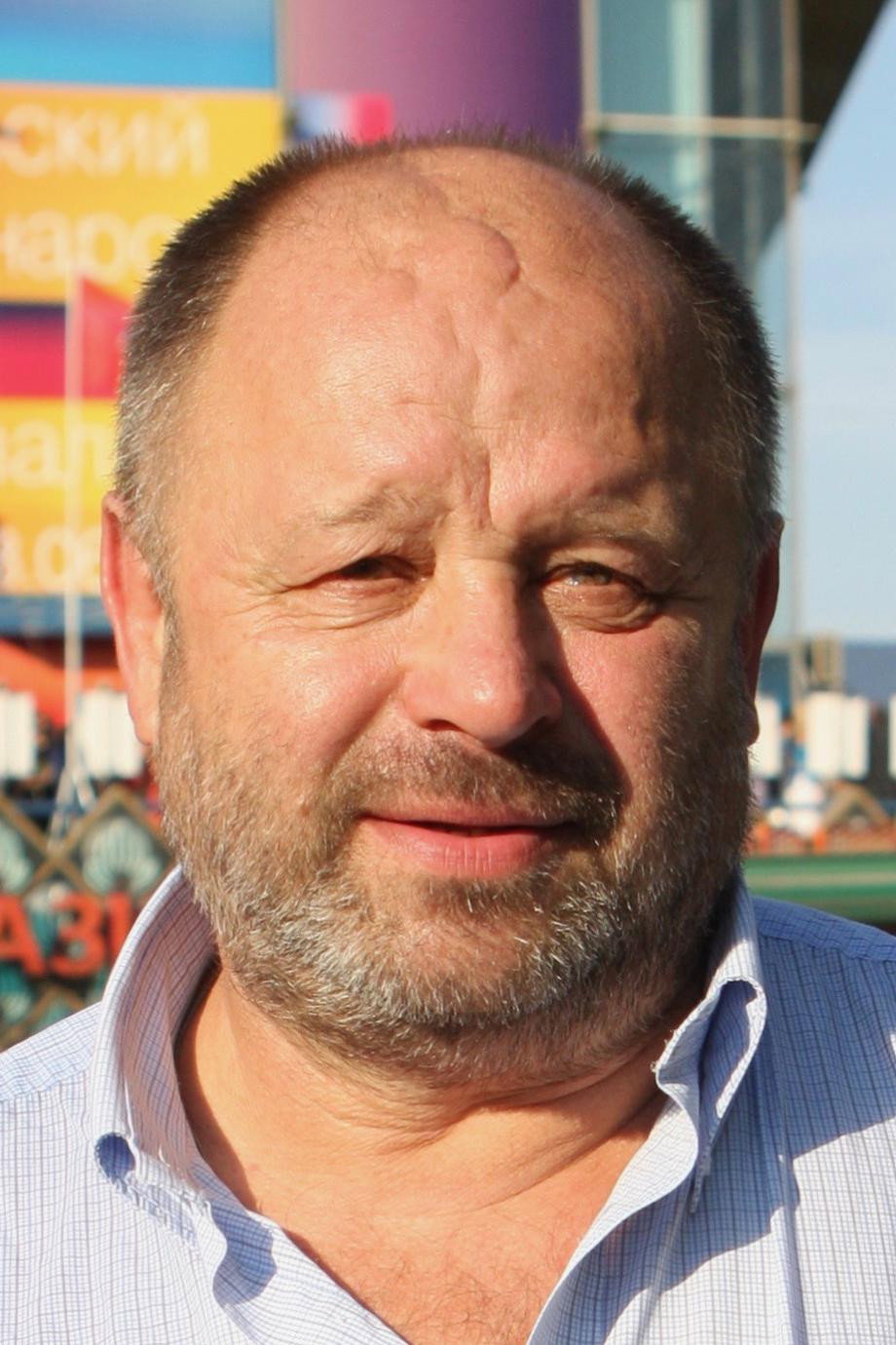 Владимир Ильин as general Lavrentiy Mizinov in Hikari Sentai Maskman