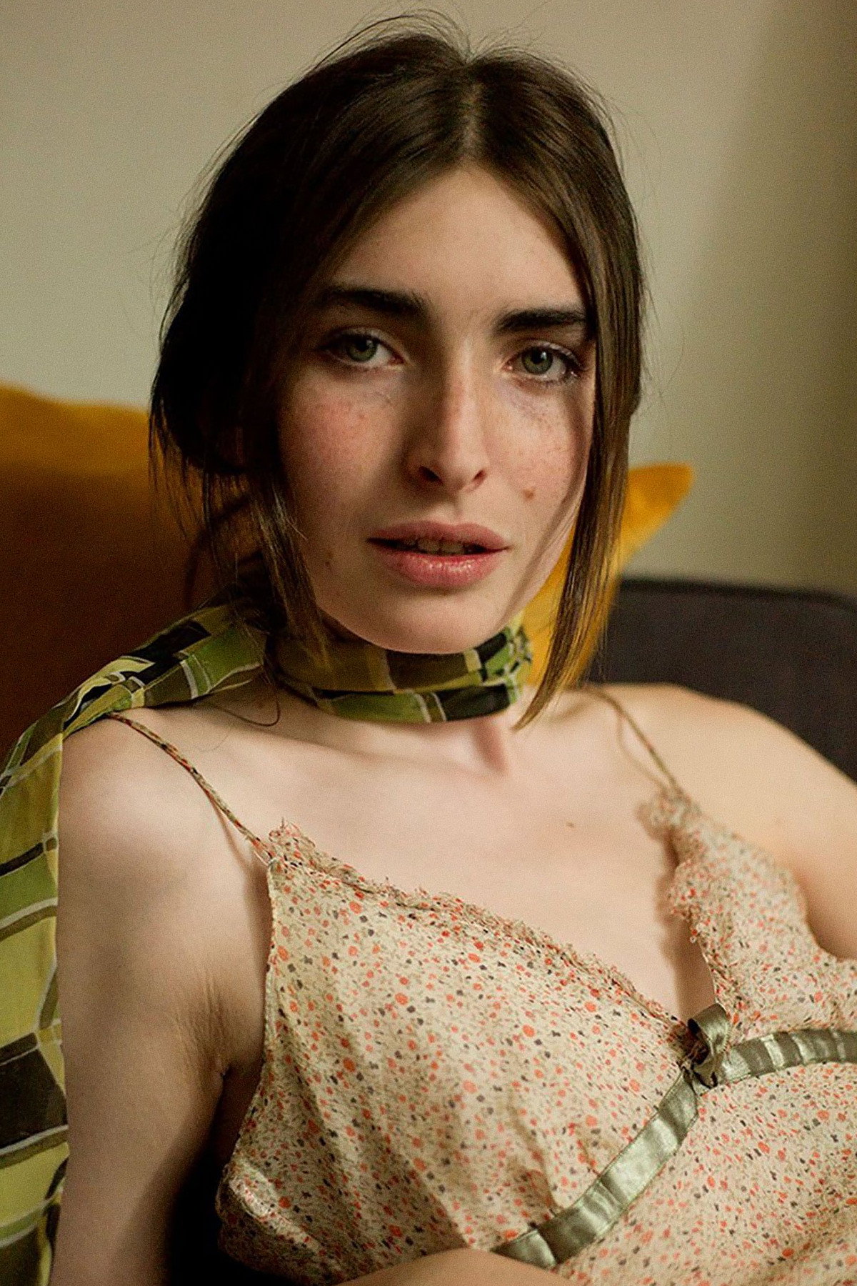 Liath Hannon as Charlie Ryan in Girls & Boys