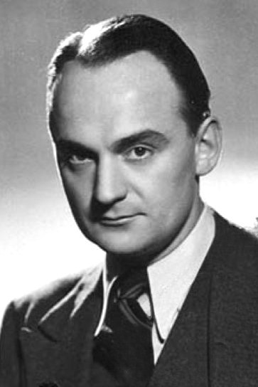 Willi Forst as Herr von Haller, Rennfahrer in The Burning Secret