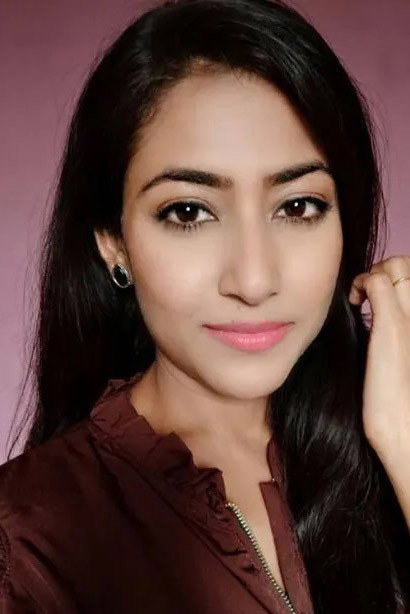 Via Roy Choudhury as Avanti in Matti Ki Banno