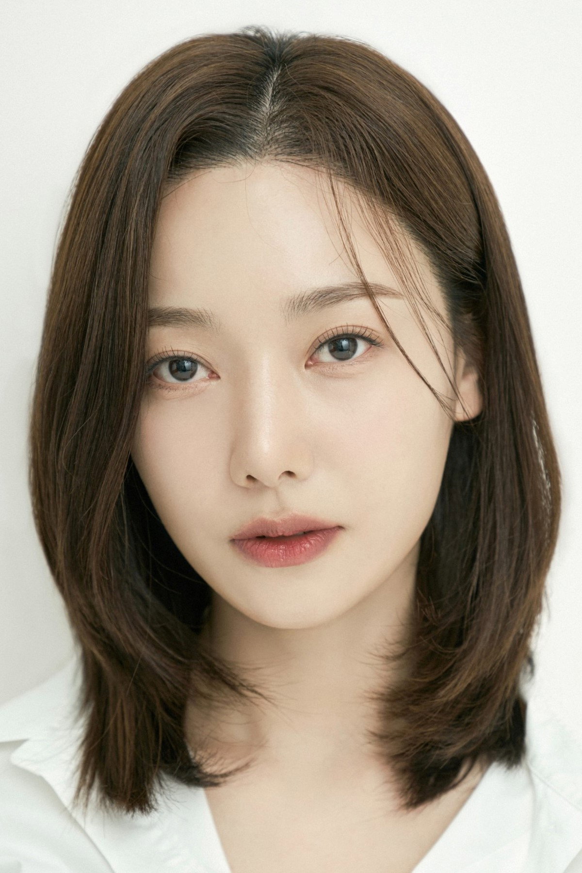 진소연 as Elena Kim in #Alive