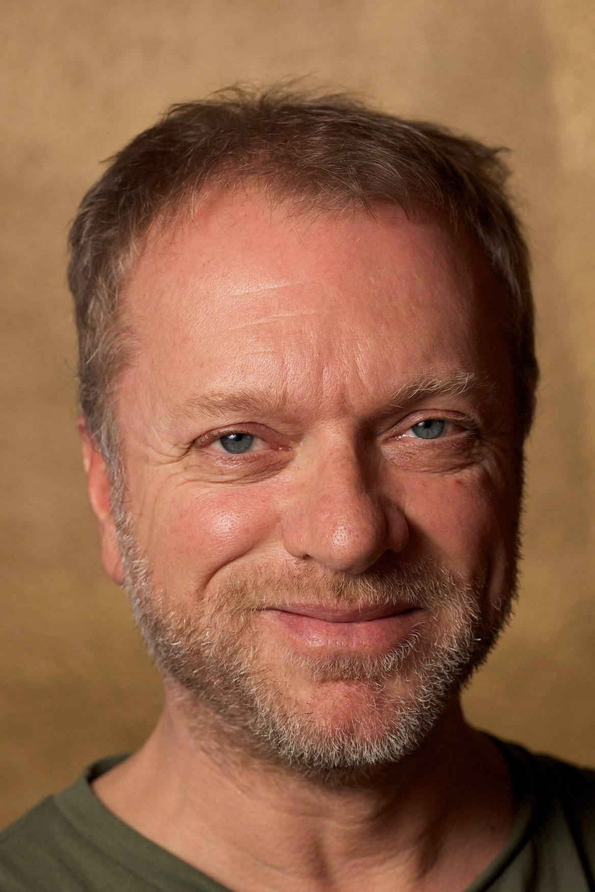 Reinhard Nowak as Schellak in Fink fährt ab