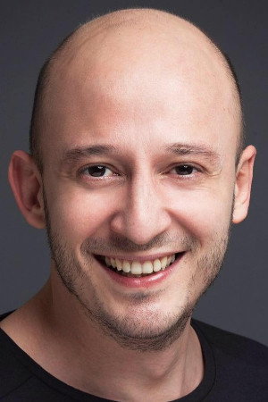 Mert Öner as İsmail in Deliha 2