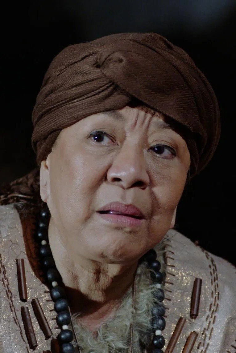 Bibeth Orteza as Dean Beatrice Catedral in Scorpio Nights 2