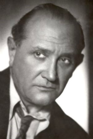 Adam Mikołajewski as Kowal Niedziela in Pierwsze dni