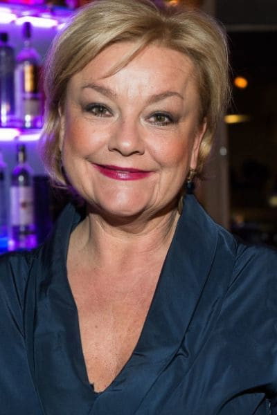 Anette Hoff as Pia in Fools in the Mountains