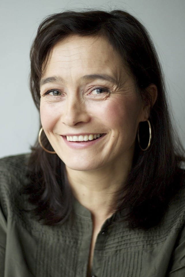 Nina Hukkinen as Vera Stiller in Never Alone