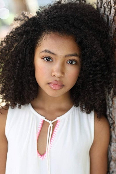 Anais Lee as Young Natasha in The Sun Is Also a Star