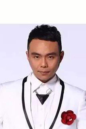 刘云明 as Wei Tuo in Jubilant Piggy