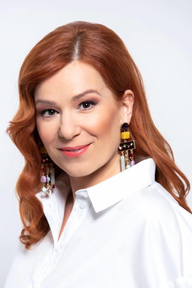 Helena Krajčiová as Lucia Pálfyová in New Life