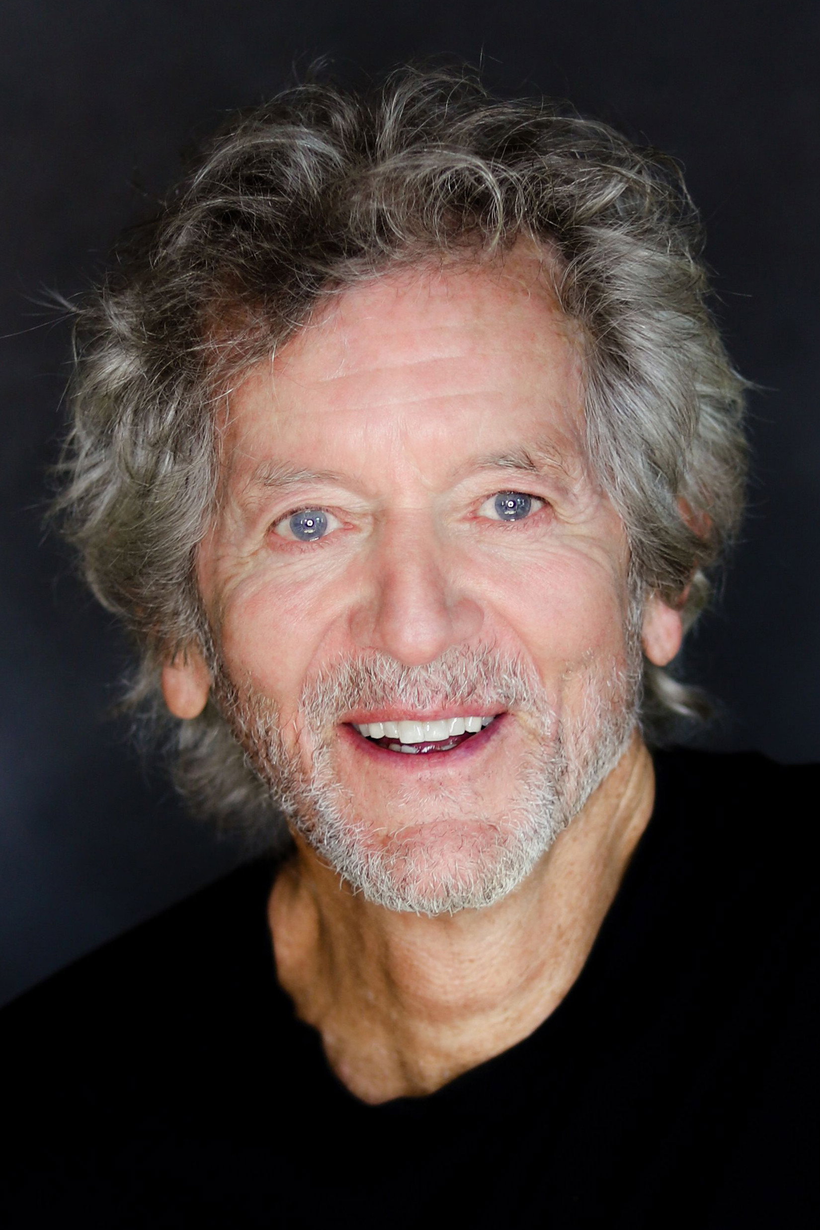 Rodney Crowell as Self in Without Getting Killed or Caught