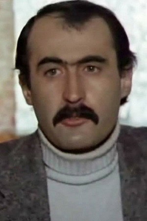 Ihor Slobodskyi as Фархат in Junk