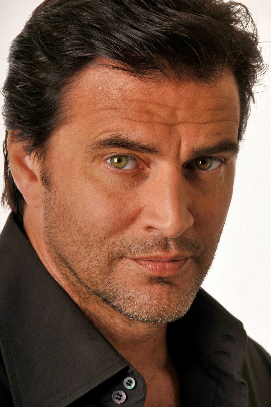 John Enos III as Gianluca Tempesti in Everybody Wants to Be Italian