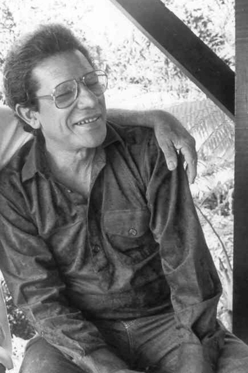 Juan Ortiz Jiménez as the husband in Modesta